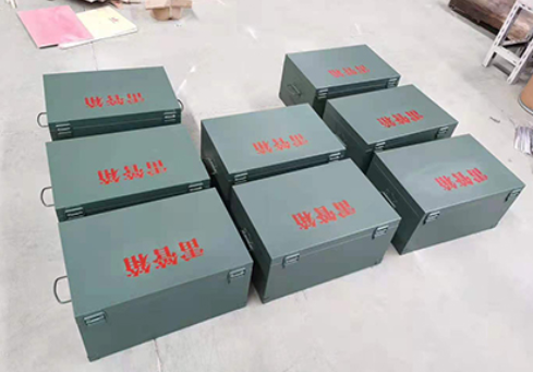 市北炸药箱和雷管箱一般是怎么存放的？
